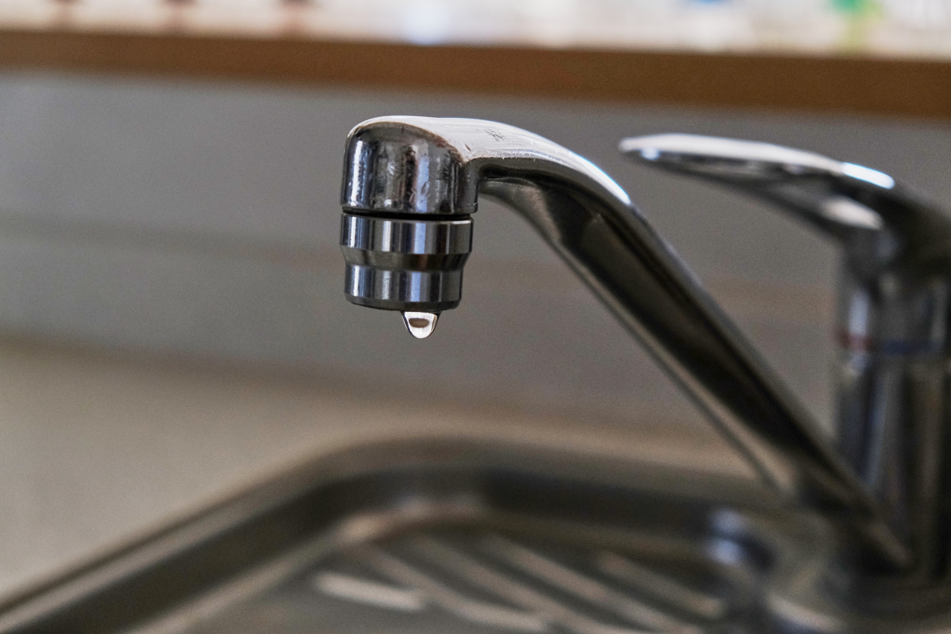 キッチンの蛇口の水漏れ｜箇所別の原因と直せる範囲